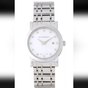 Burberry Heritage Watch Good Condition Luxury Womens Stainless Steel Designer